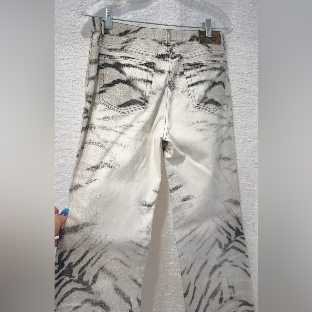 SUPER RARE HTF Vintage 2002 Just Cavalli Ombre Zebra Print Flared Jeans 29 NWOT - Picture 7 of 16